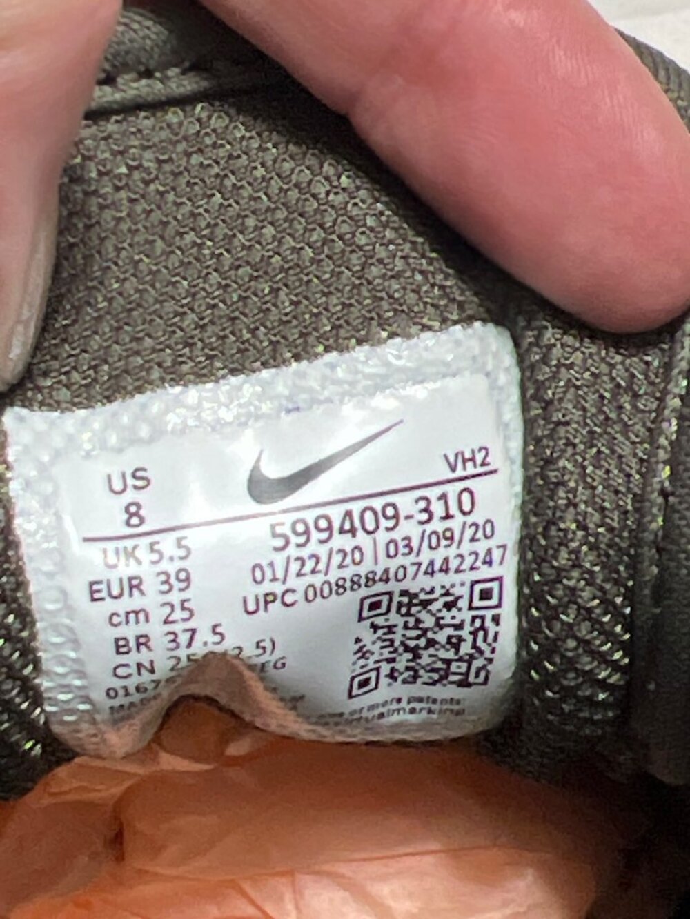 Nike Air Max Thea Cargo Green Sneaker - Picture 4 of 10